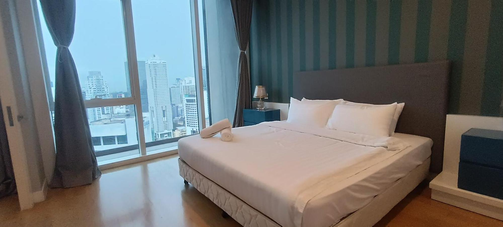 Skyward Suites At Platinum Klcc Kuala Lumpur Exterior photo