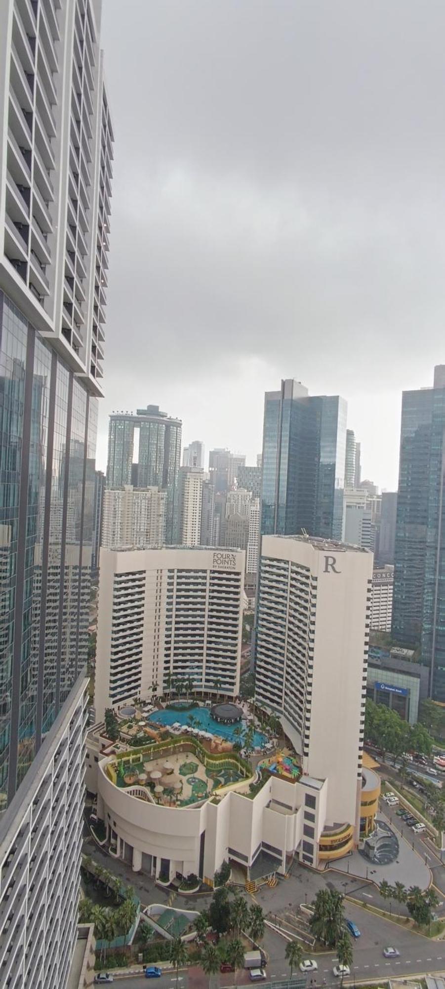 Skyward Suites At Platinum Klcc Kuala Lumpur Exterior photo